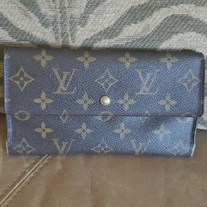 Authentic Louis Vuitton wallet.